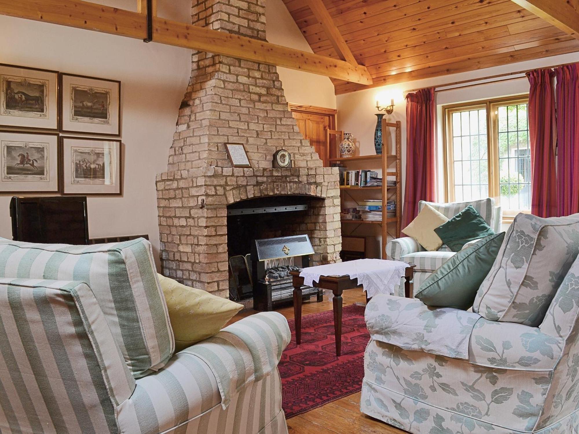 Netherall Manor Lodge Soham Экстерьер фото